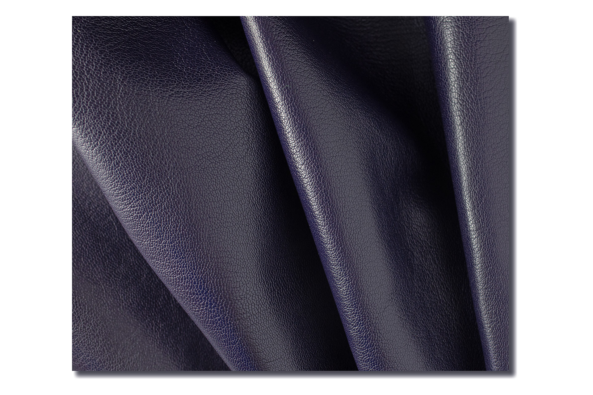 Ziegen - Futterleder (dunkelblau / 0,8 - 0,9 mm) 0,46 m² Ziegen - Futterleder (dunkelblau / 0,8 - 0,9 mm) 0,46 m²